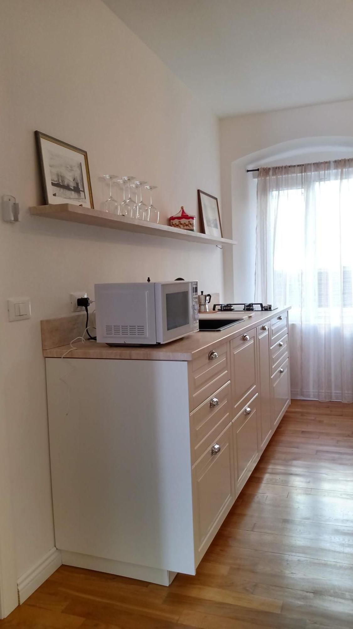 Casa Renova, Intero Appartamento, 2 Camere, Max 4 Ospiti, Trieste Zona Storica Extérieur photo